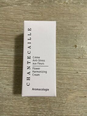 Chantecaille Flower Harmonizing Cream - Light Pink & Black